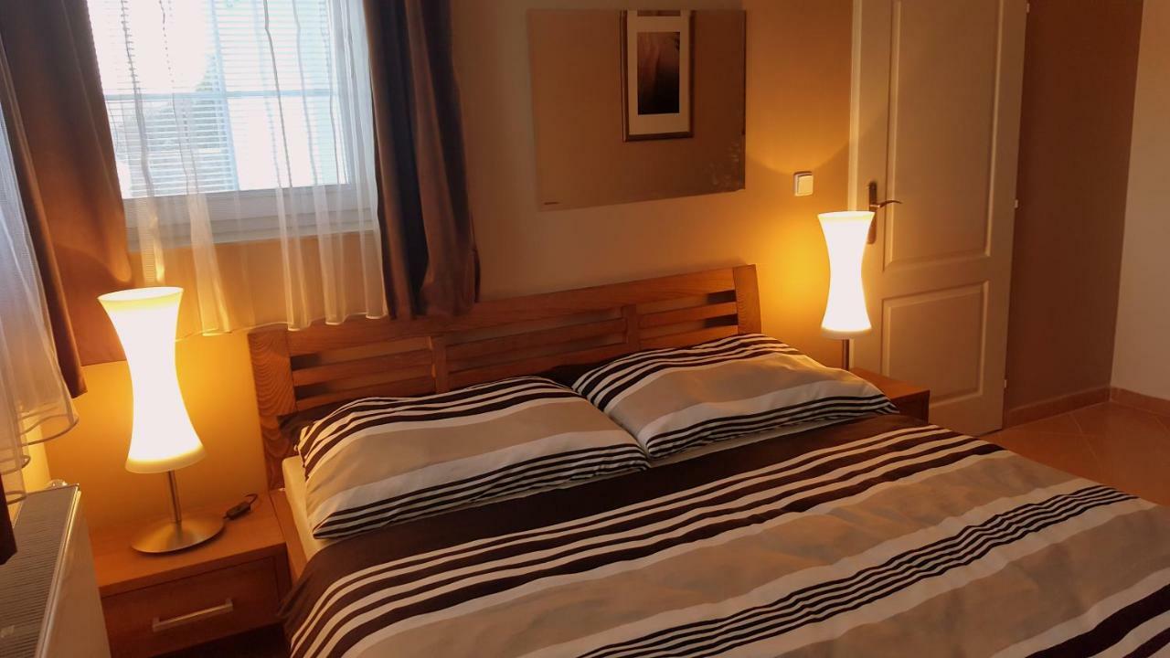 Lipno Apartmany Frymburk Iii. Exteriör bild